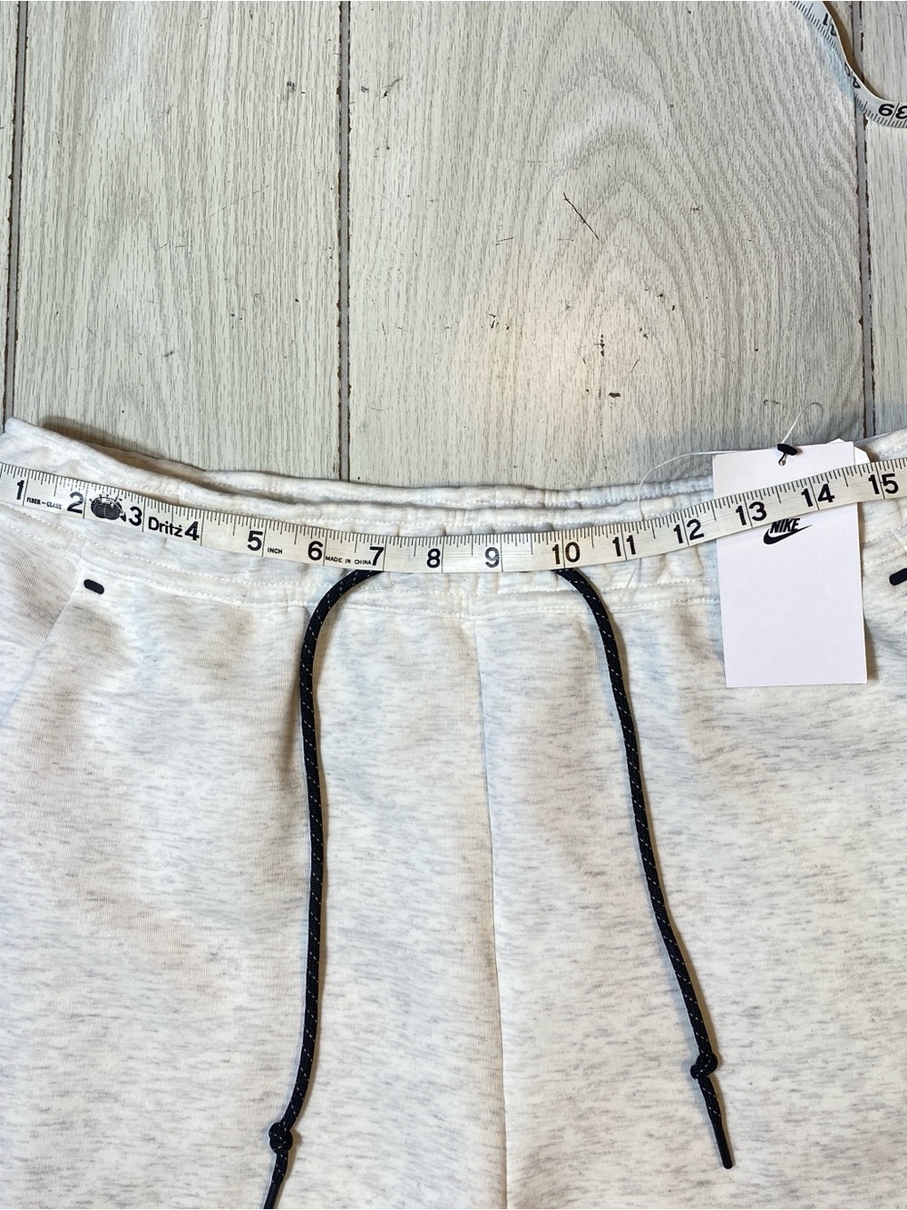 Nike Sportswear Tech Fleece Shorts Mens Size L Light Gray NWT! - Picture 5 of 15